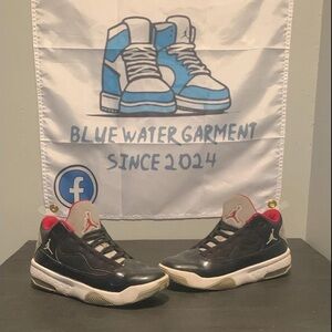 Jordan Kids Black and Red Sneakers